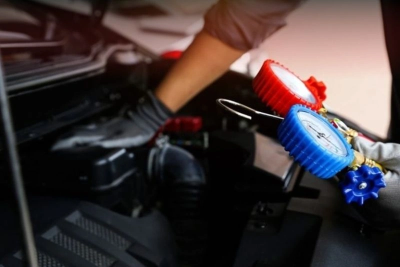 Diagnosing European Car Oil Leaks (Where It's Actually Leaking)